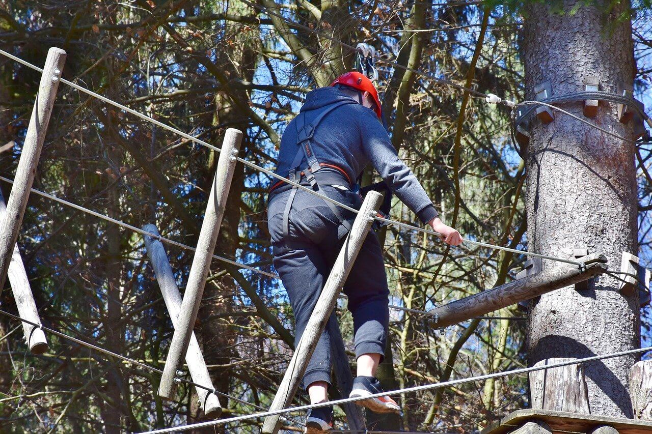 climb-3285342_1280 (1) Capnature outdoor adventure