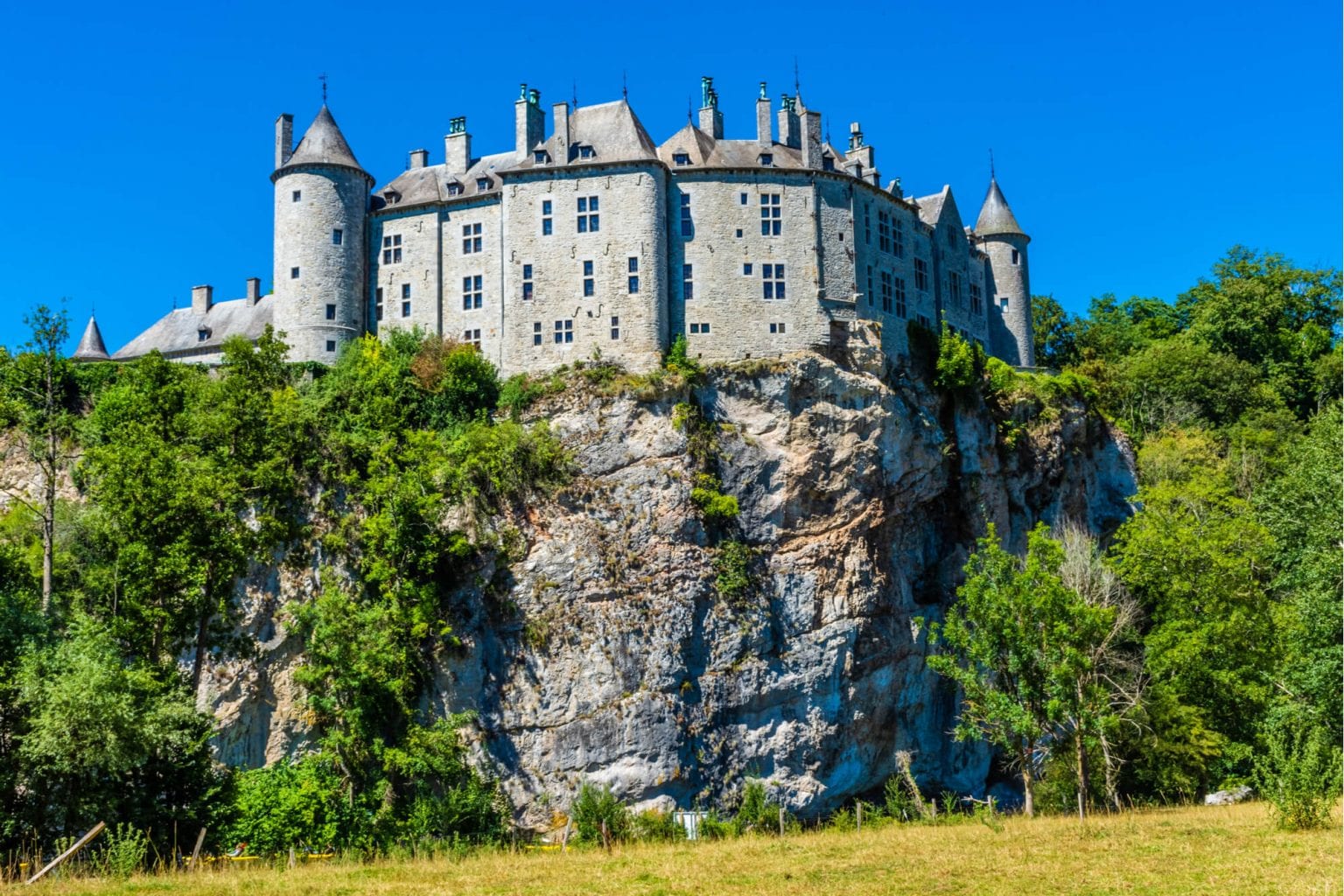 kasteel-van-walzin-de-mooiste-kastelen-die-je-mo-t-kennen-in-belgi